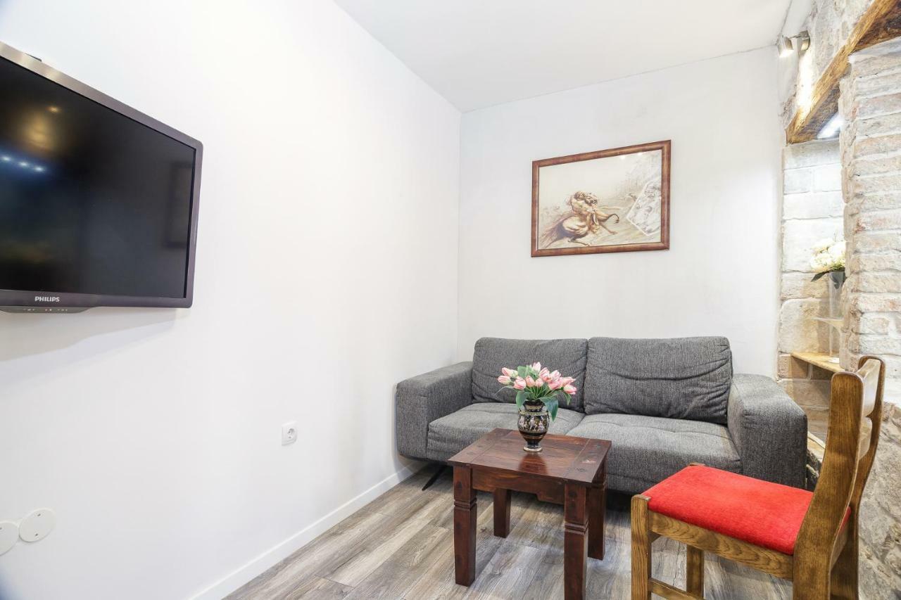 Stone Apartman Varos Split Buitenkant foto